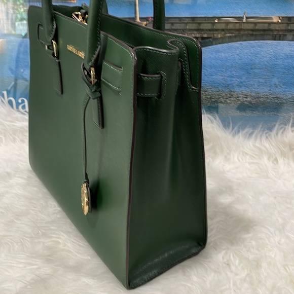 Michael Kors Satchel - Picture 4 of 8